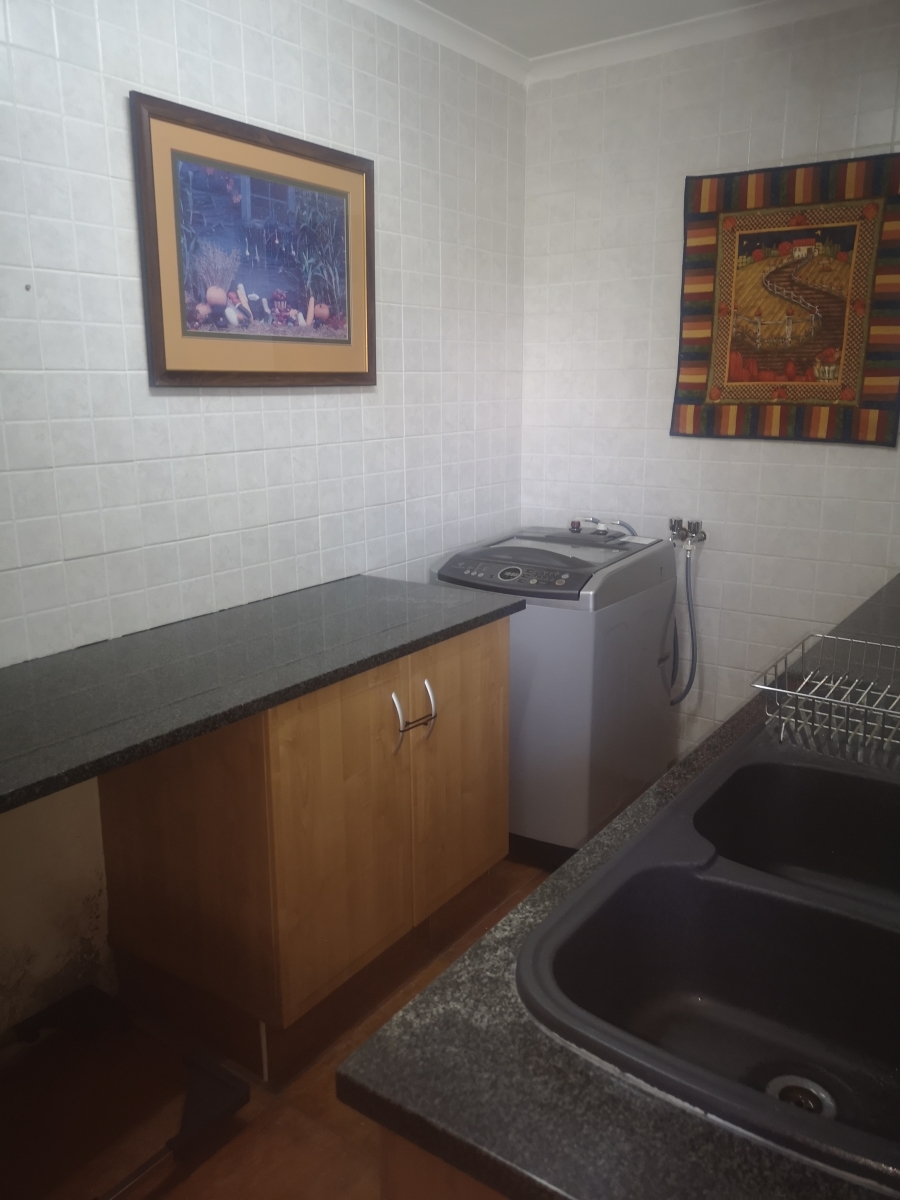 7 Bedroom Property for Sale in Oranjeville Free State